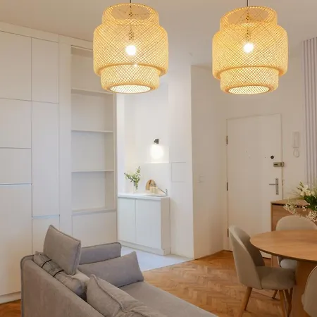 Royal On Wenceslas Square Apartment