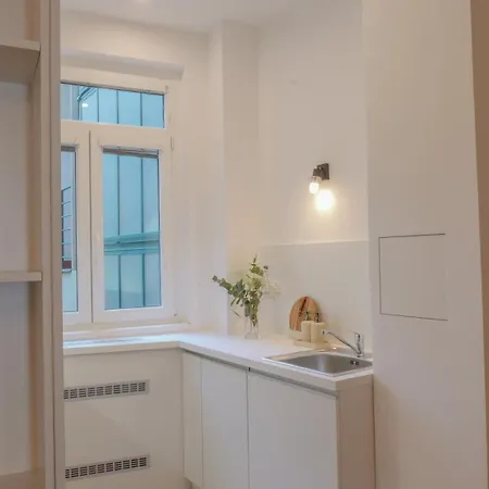 Royal On Wenceslas Square Apartment